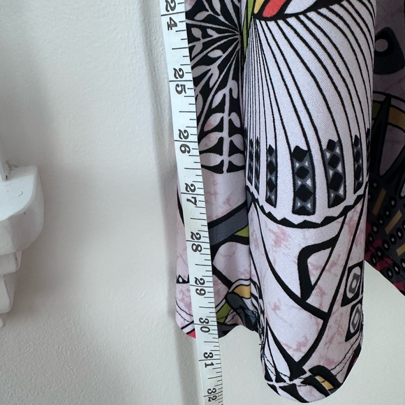 Multicolor Geometric Print Dress - Picture 8 of 8